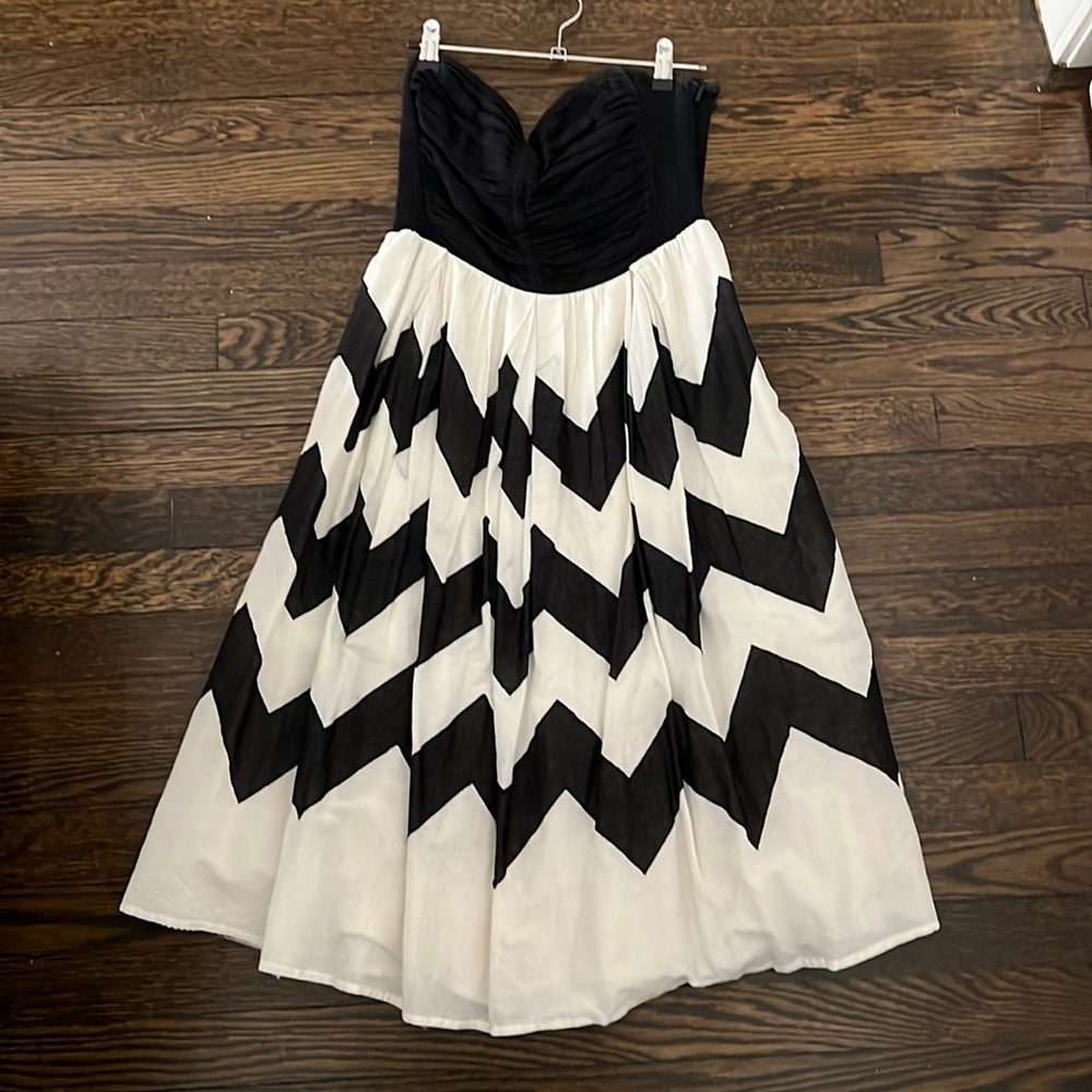 🔴 Anthropologie Leifnotes 6 Dress A line Zig Zag